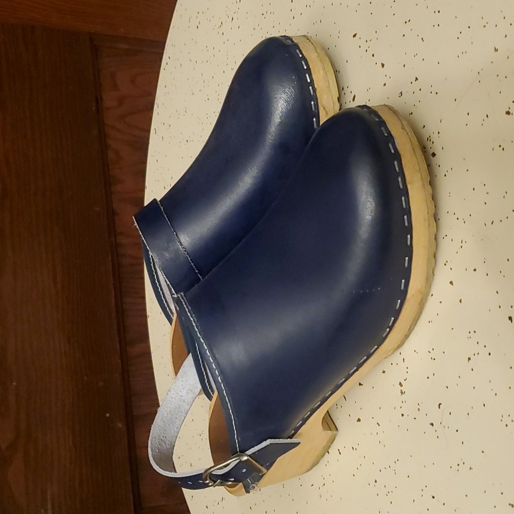 Swedish clogs sz. 7 blue leather & wood